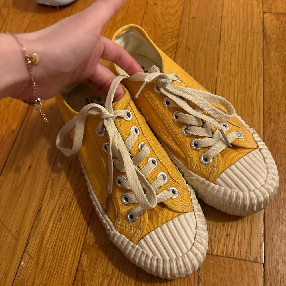 Feiyue canvas sneakers